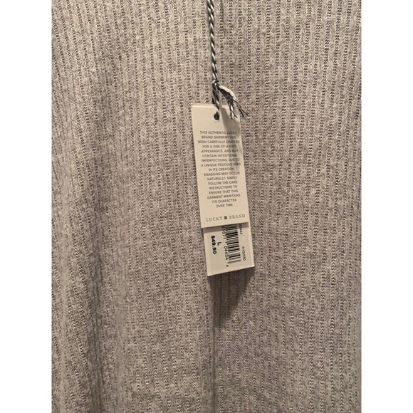 Lucky Brand Large Top new - Picture 3 of 4